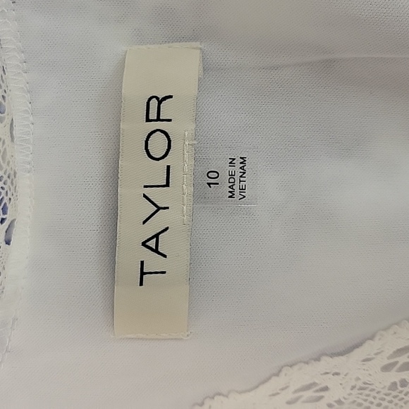 Taylor Blue and White Floral Maxi Tiered Prairie Dress women's Sz 10. New - Picture 7 of 10